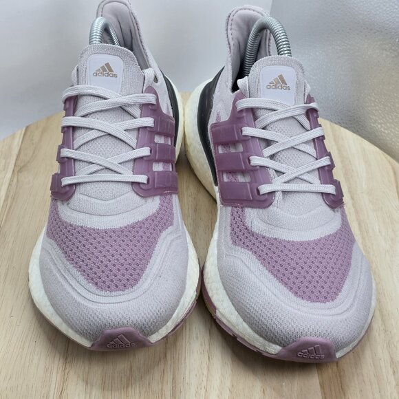 Women’s Size 8.5 - Adidas Ultraboost 21‎ Purple Ice White Running Shoes S23831 - Picture 4 of 8